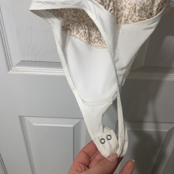 Abercrombie Bodysuit - Picture 6 of 8